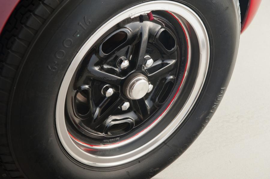 Колеса Kurtis Pontiac 500SX Roadster 1947 года  (фото 22 из 24)